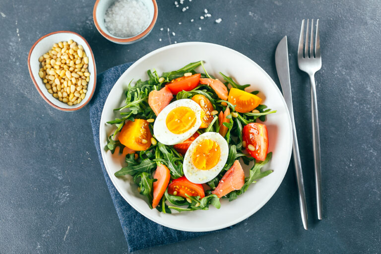 a healthy salad with egg